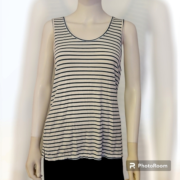 3/$30 WHBM Blue Horizontal Striped Tank Top - Picture 1 of 8